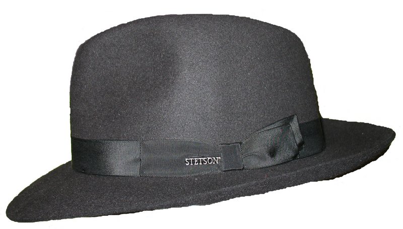 800px-stetson.jpg