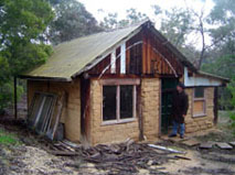 derham-hut.jpg